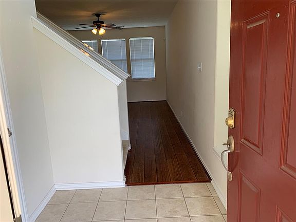 5th image of 6147 Morningshire Ln