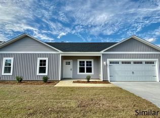 49 Cindy Rd, Richlands, NC 28574