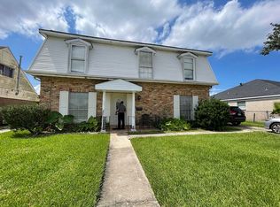 108 Cottonwood Dr, Gretna, LA 70056