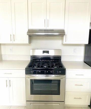 4th image of 1735 Peyton Ave #3078