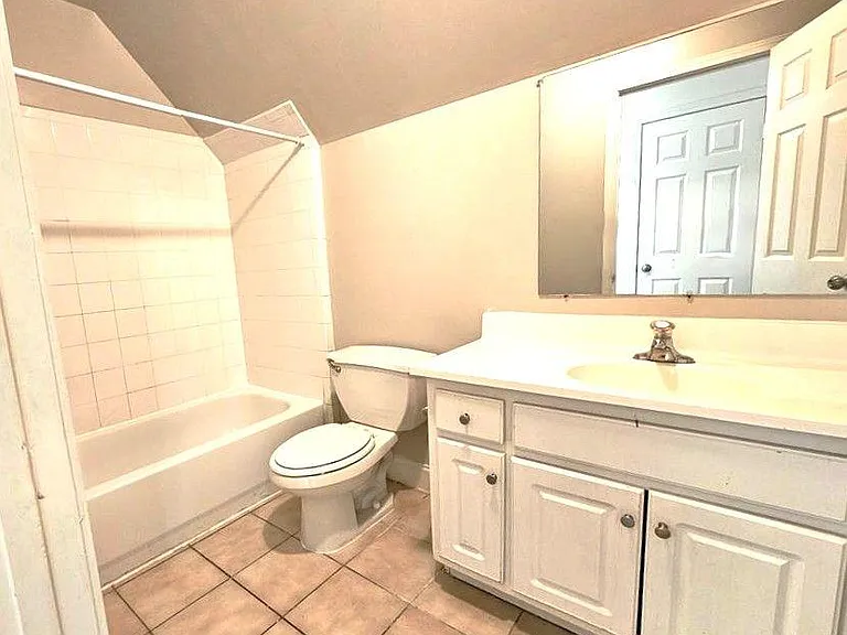 718 N Evelyn Pl NW — Photo 14