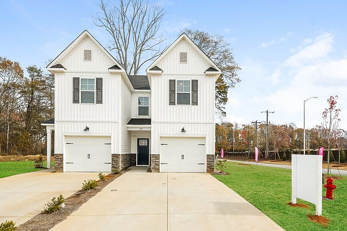 1st image of 120 Copperleaf Ln