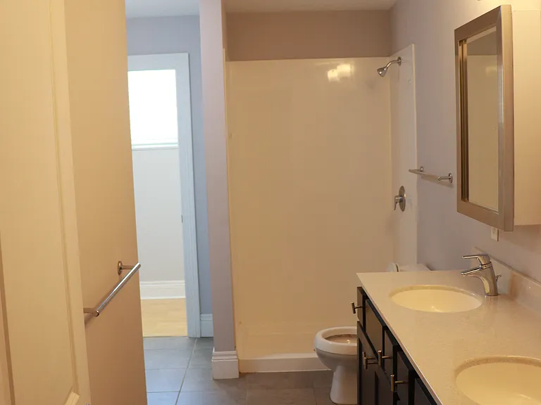 3755 Lindell Blvd #2A — Photo 8
