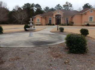 152 Overlook Dr, Pine Mountain, GA 31822