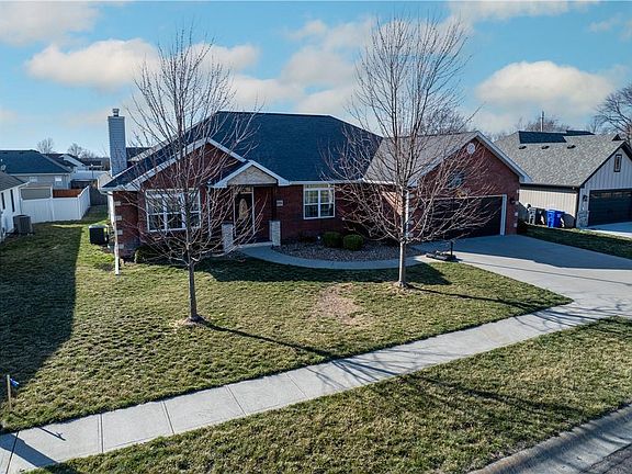 2nd image of 3204 Buckingham Dr