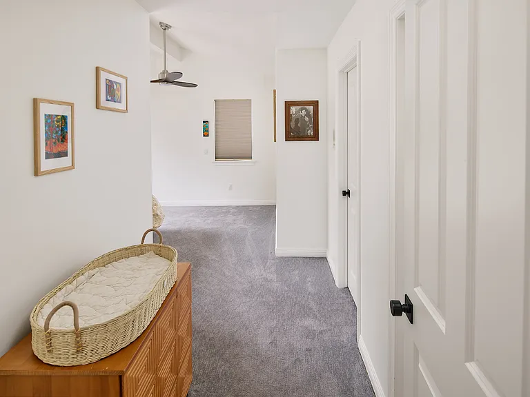 362 Richmond St — Photo 17