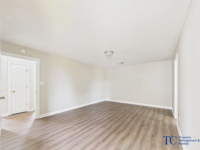 287 Foxworth Dr — Photo 13