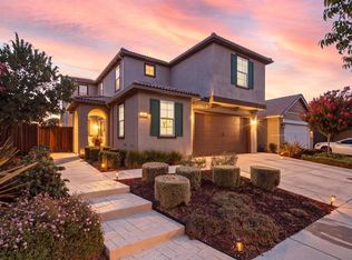 420 Alicante Dr, Hollister, CA 95023