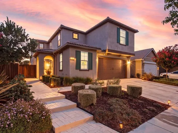 420 Alicante Dr, Hollister, CA 95023