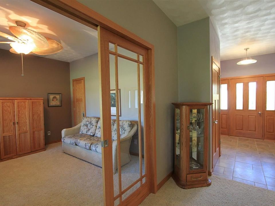 1st image of 2592 Eagle Ave
