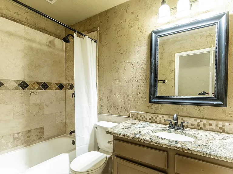 4313 Creekstone Dr — Photo 12