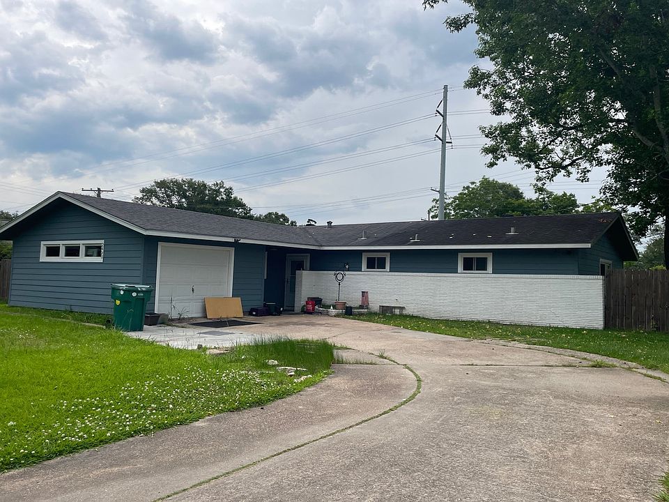 1st image of 2400 19th St