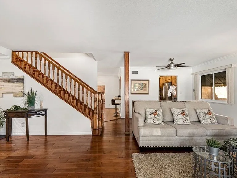1710 E Fruit St — Photo 1
