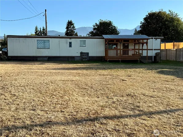2362 E 6th Ave, Port Angeles, WA 98362