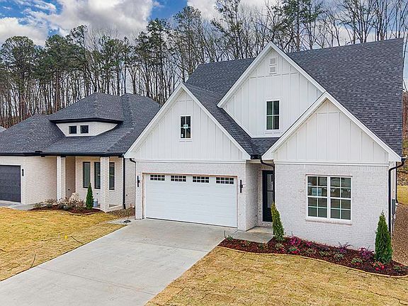 2nd image of 121 Kinley Loop