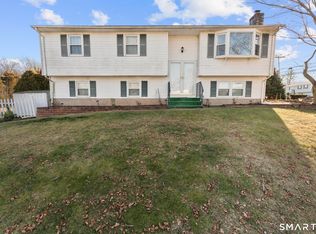 7 Pettit Drive, Meriden, CT 06451