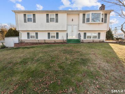 7 Pettit Drive, Meriden, CT, 06451