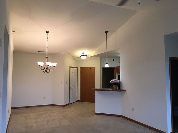 4th image of W197N16925 Stonewall Dr Unit 307