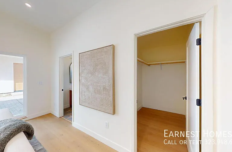 6441 Satsuma Ave #1 — Photo 10