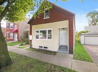 1220 Home Ave, Berwyn, IL 60402