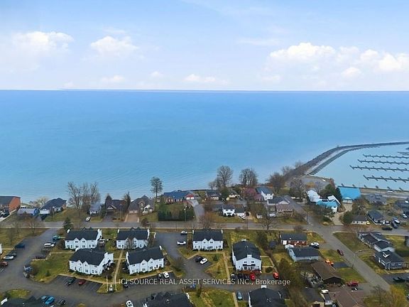 3rd image of 14 Lakeshore Rd #48