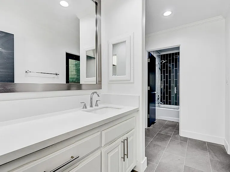 204 N Poinsettia Ave — Photo 21