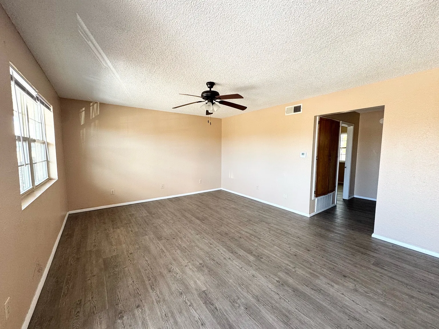 606 Northwest J Street - 6 — Photo 3