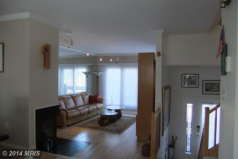 1st image of 29 Chesapeake Lndg