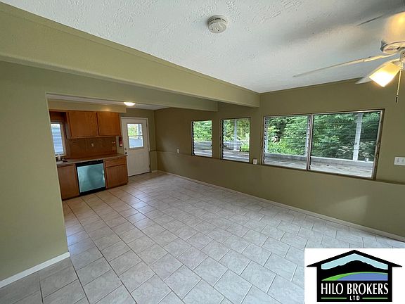 2nd image of 529B Wainaku Ave #2