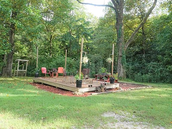 4th image of 1287 S County Road 325 W