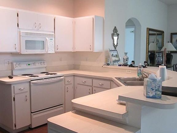 4th image of 2232 Nantucket Dr #38