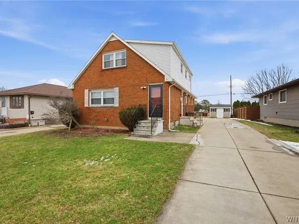 75 Theresa Dr, Buffalo, NY 14227