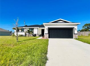 383 SW Enon St, Port Saint Lucie, FL 34953