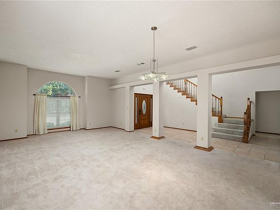 2nd image of 100 E Xenops Ave