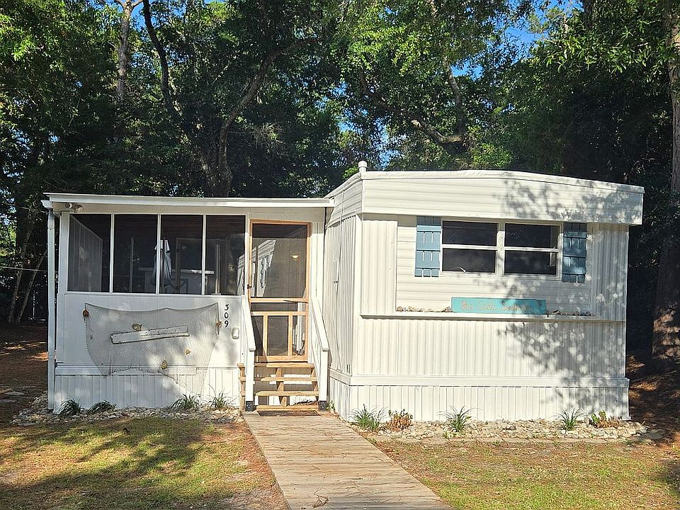 1st image of 309 Bay Tree Ln