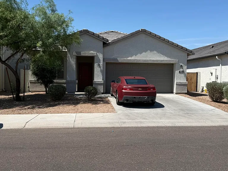 7836 W Riverside Ave — Photo 1