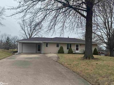 626 N 3rd St, Centerville, IA, 52544