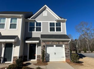 2 Carlow Ct, Simpsonville, SC 29680