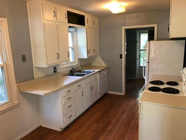 914 N Kokomo Avenue — Photo 4