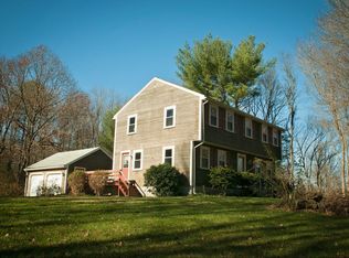 42 Mowry St, Mendon, MA 01756