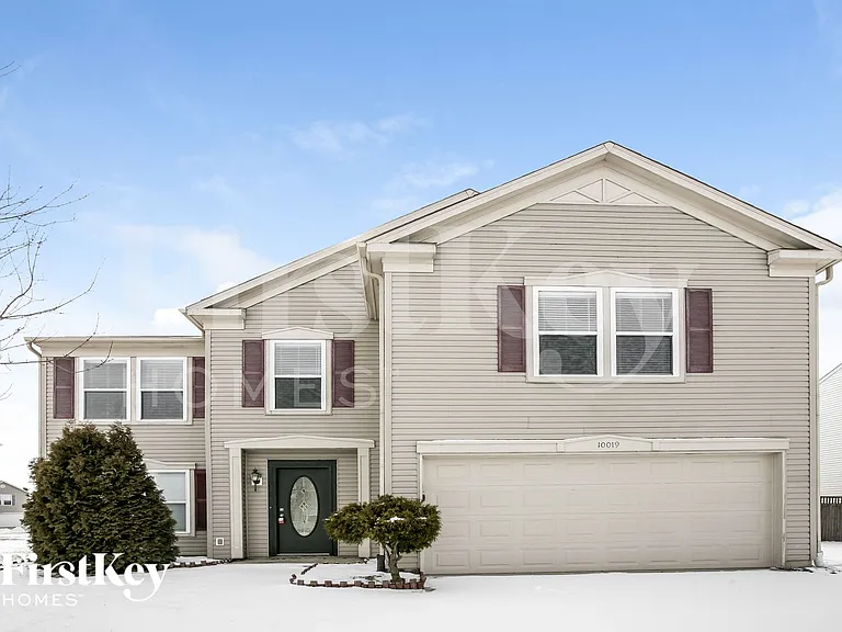 10019 Olympic Cir — Photo 1