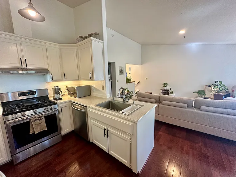 716 Eloise Ave #B — Photo 7