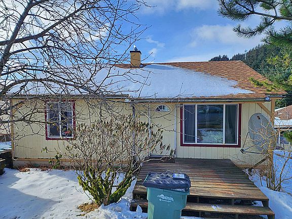 2nd image of 417 Maple Ave