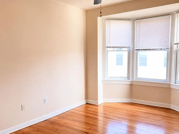 4th image of 7501 Michigan Ave
