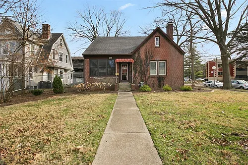 713 W Green St Photo 1 713 W Green St Photo 1