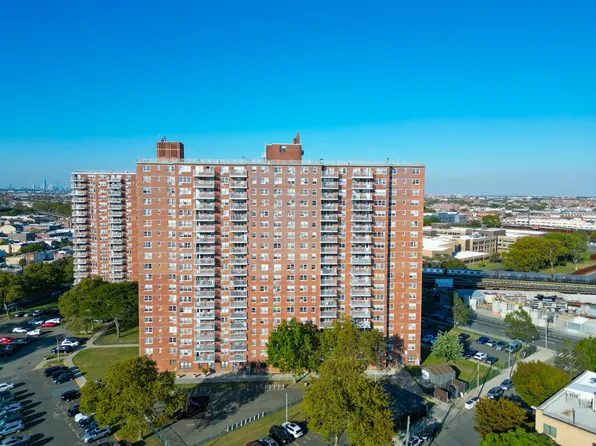 2475 West 16th Street image 3 of 18