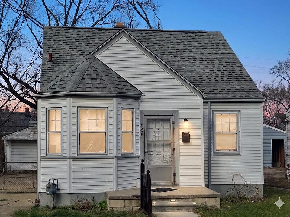 1st image of 8225 Grandville Ave