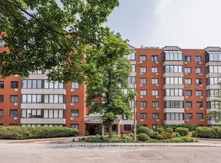 225 Alvin Rd #510, Ottawa, ON K1K 4H6
