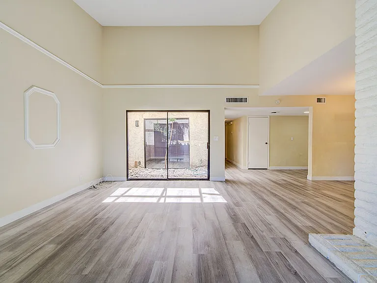 2574 Pera Cir — Photo 26