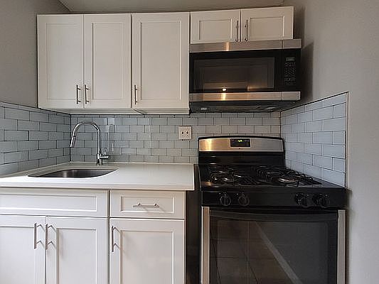 5th image of 831 Bartholdi St APT 3A